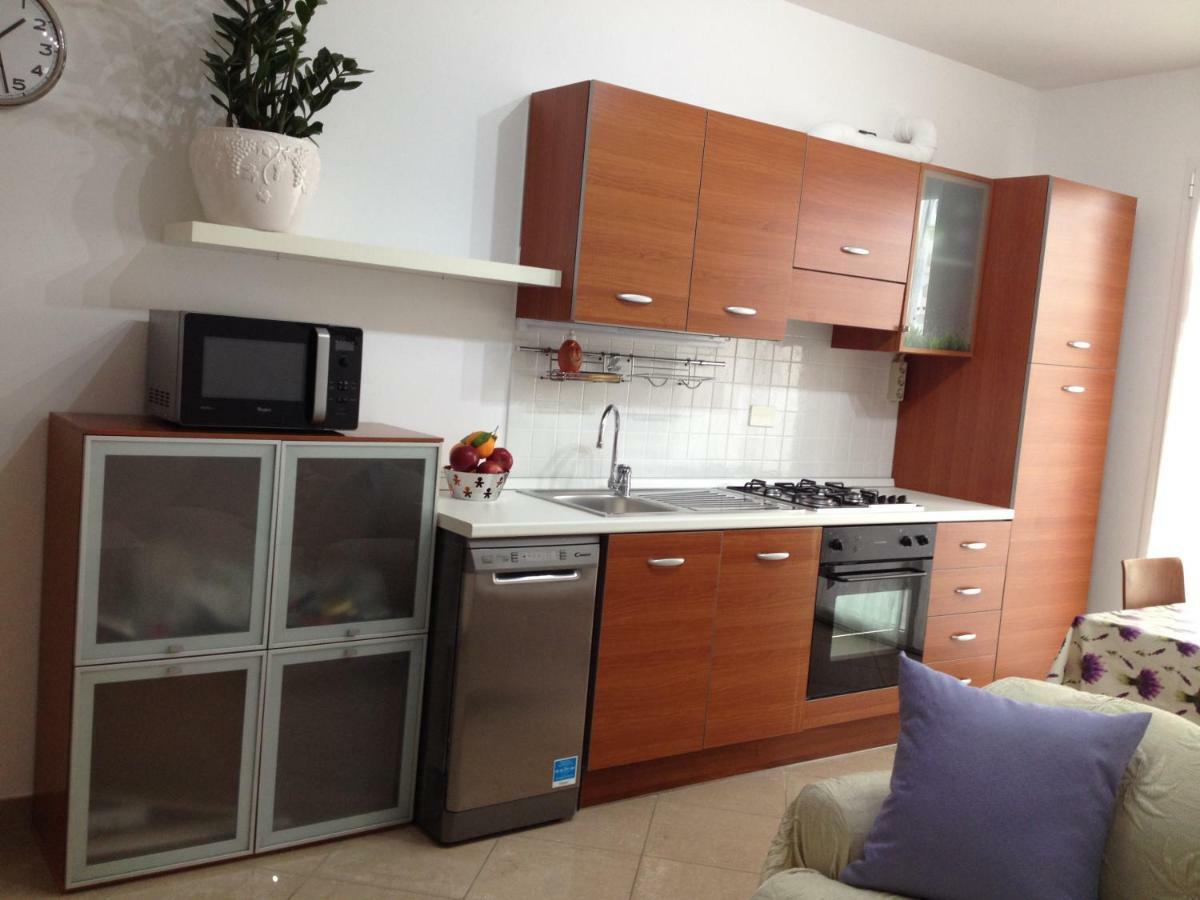 Aloe Beach Apartments, Ombrellone, Parcheggio E Uso Di Biciclette Gratis Rímini Exterior foto